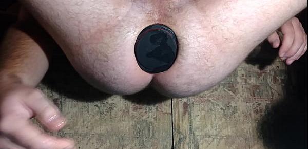  My first time video - stretching my ass with large butt plugs. Amateur straight male 25yo.